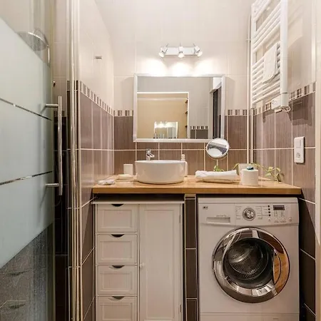 Apartment 50m Gem - 400m Gare: Garage Prive, Terrasse, Wifi *